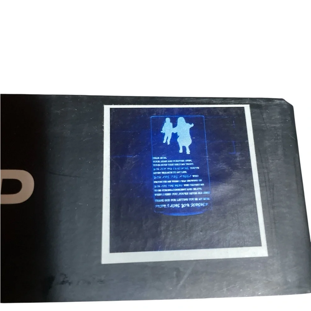 Dear Mom Heartfelt Silhouette LED Night Light - Picture 2 of 4